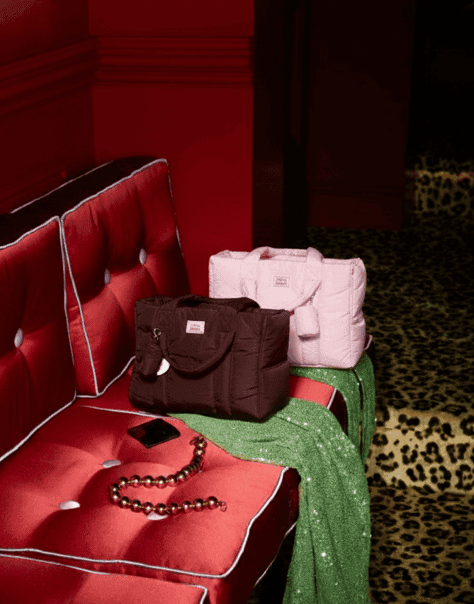 LITTLE BEAST CARRIER