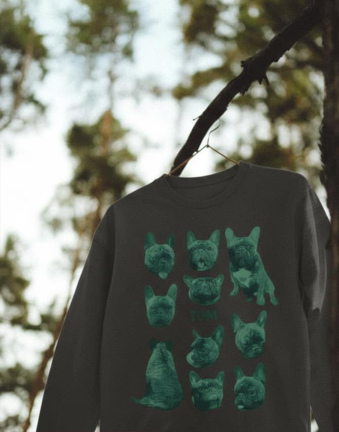 TO TO TO PORTRAIT TEE