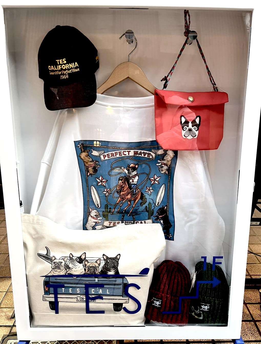 〈TES〉——終わらない夏を纏う、フレブルと私たちのサーフスタイル