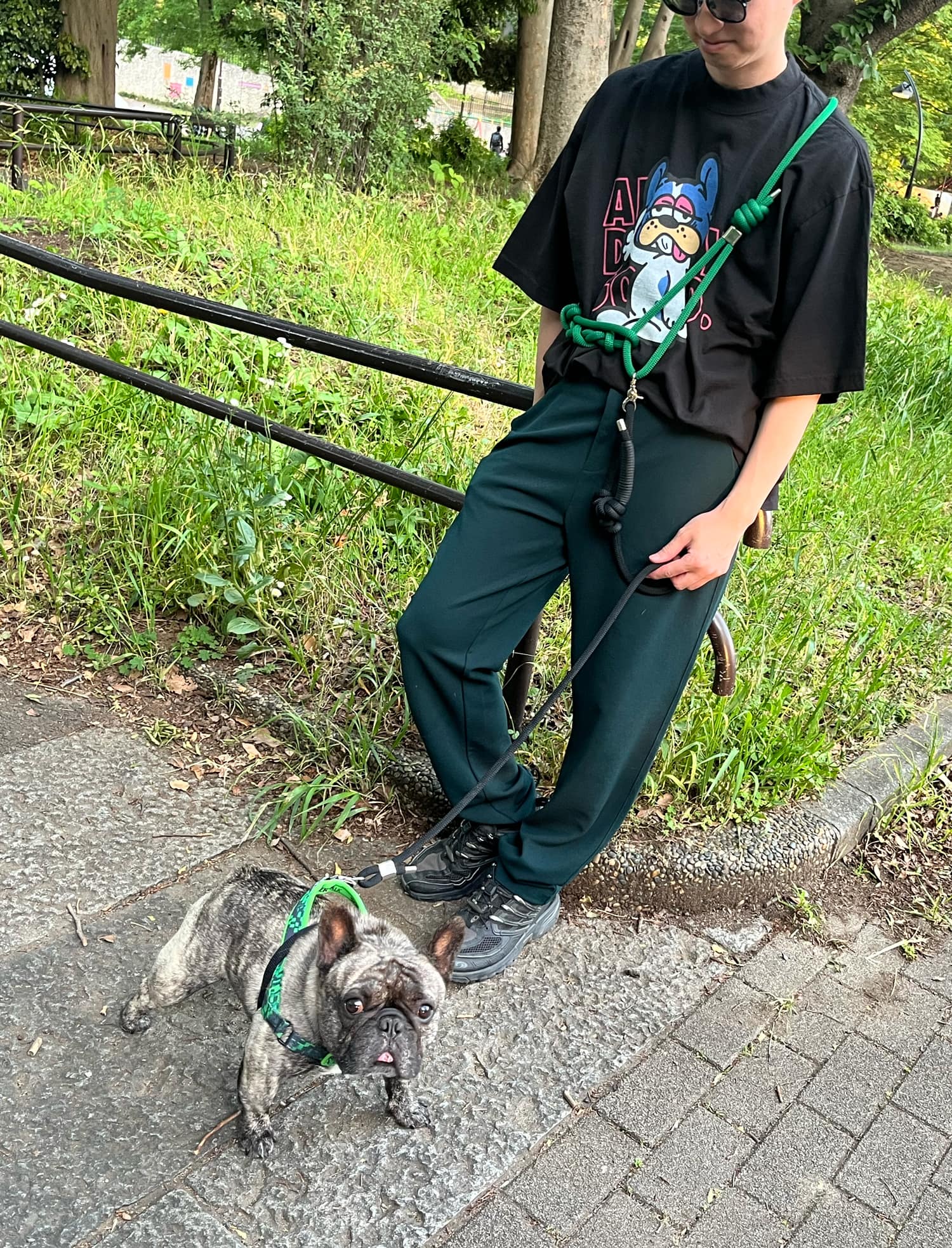 K & TOM